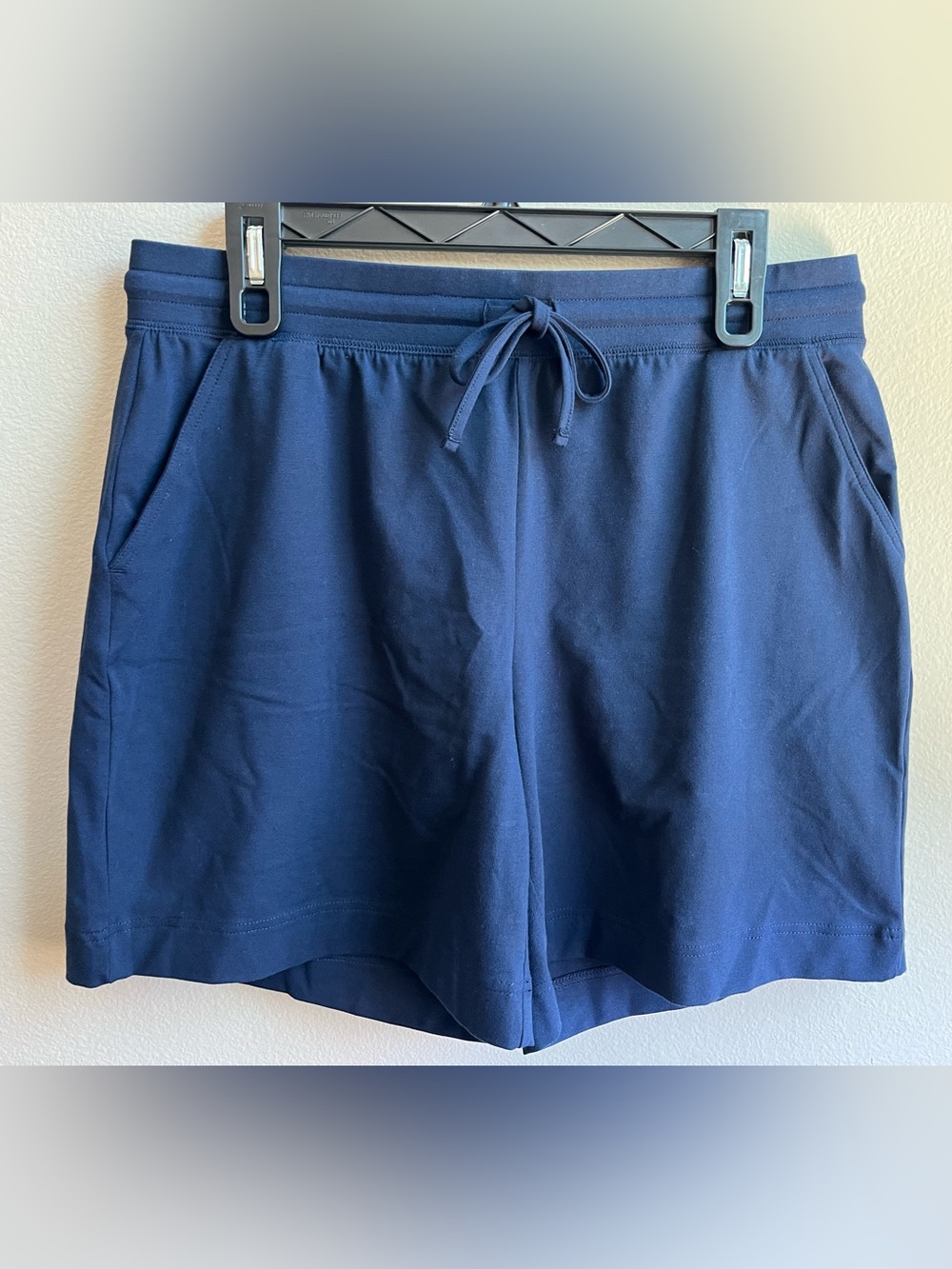 NWOT Style & Co. Classic Navy Blue Pull-On Bermudas with Drawstring and Pockets - Picture 4 of 9